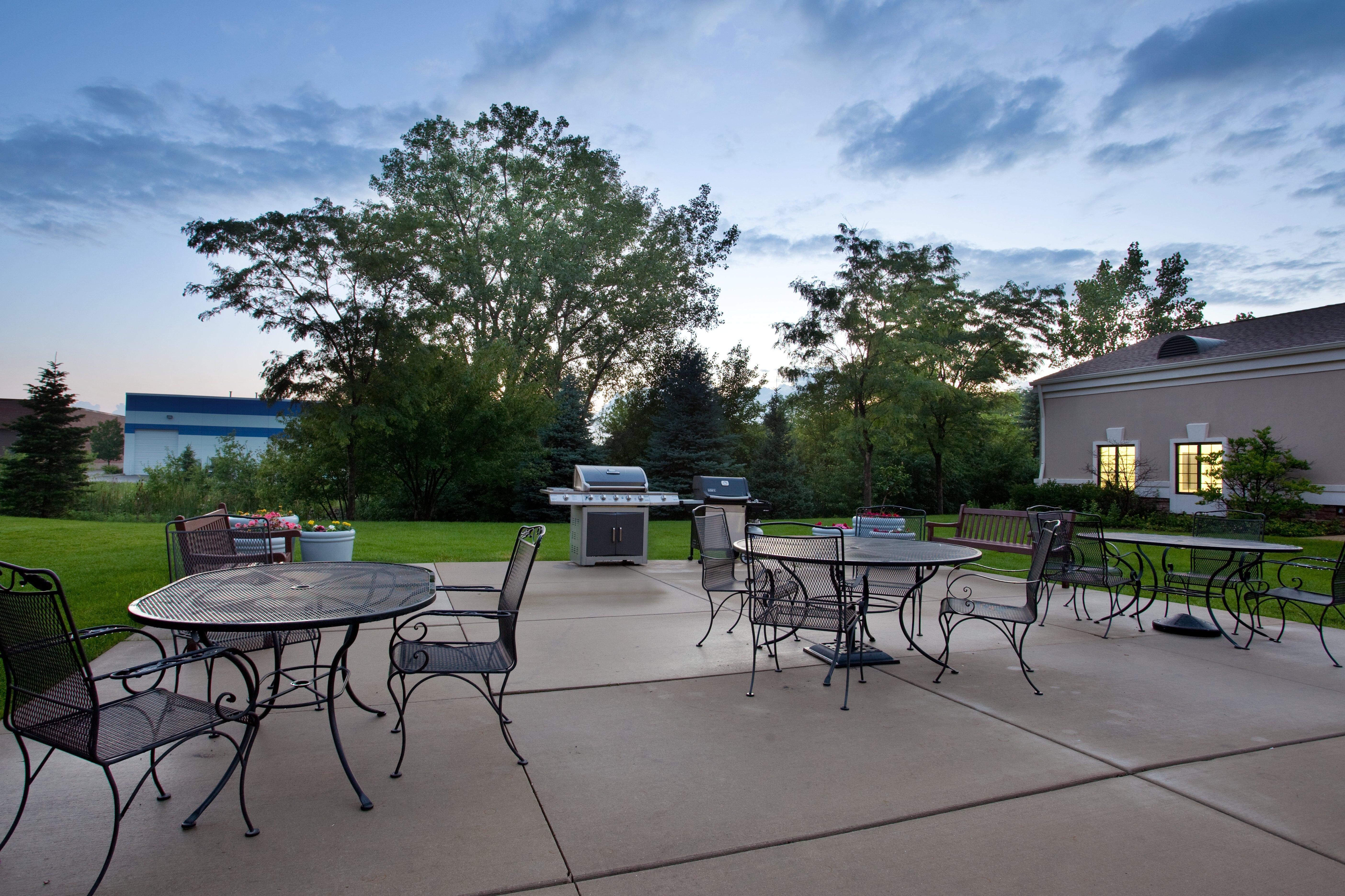 Staybridge Suites Lincolnshire By Ihg Bagian luar foto